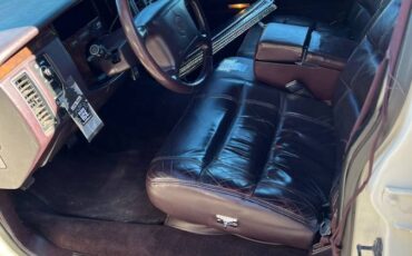 Cadillac-fleetwood-brougham-1995-white-1