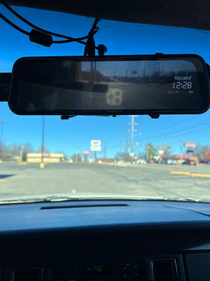 Cadillac-fleetwood-brougham-1995-white-6