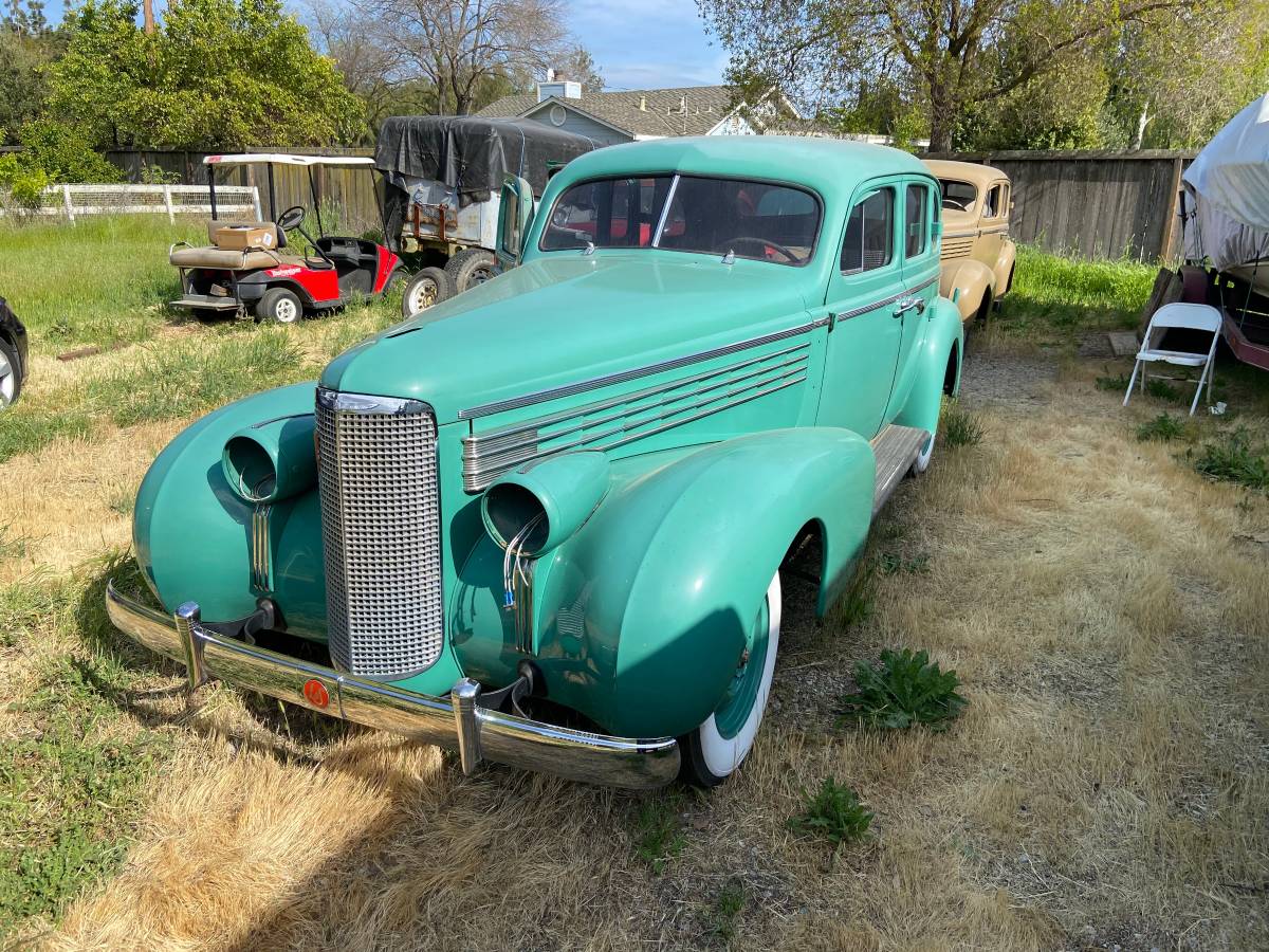 Cadillac-lasalle-1938-11