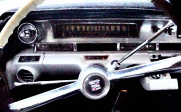 Cadillac-sedan-deville-1962-white-12