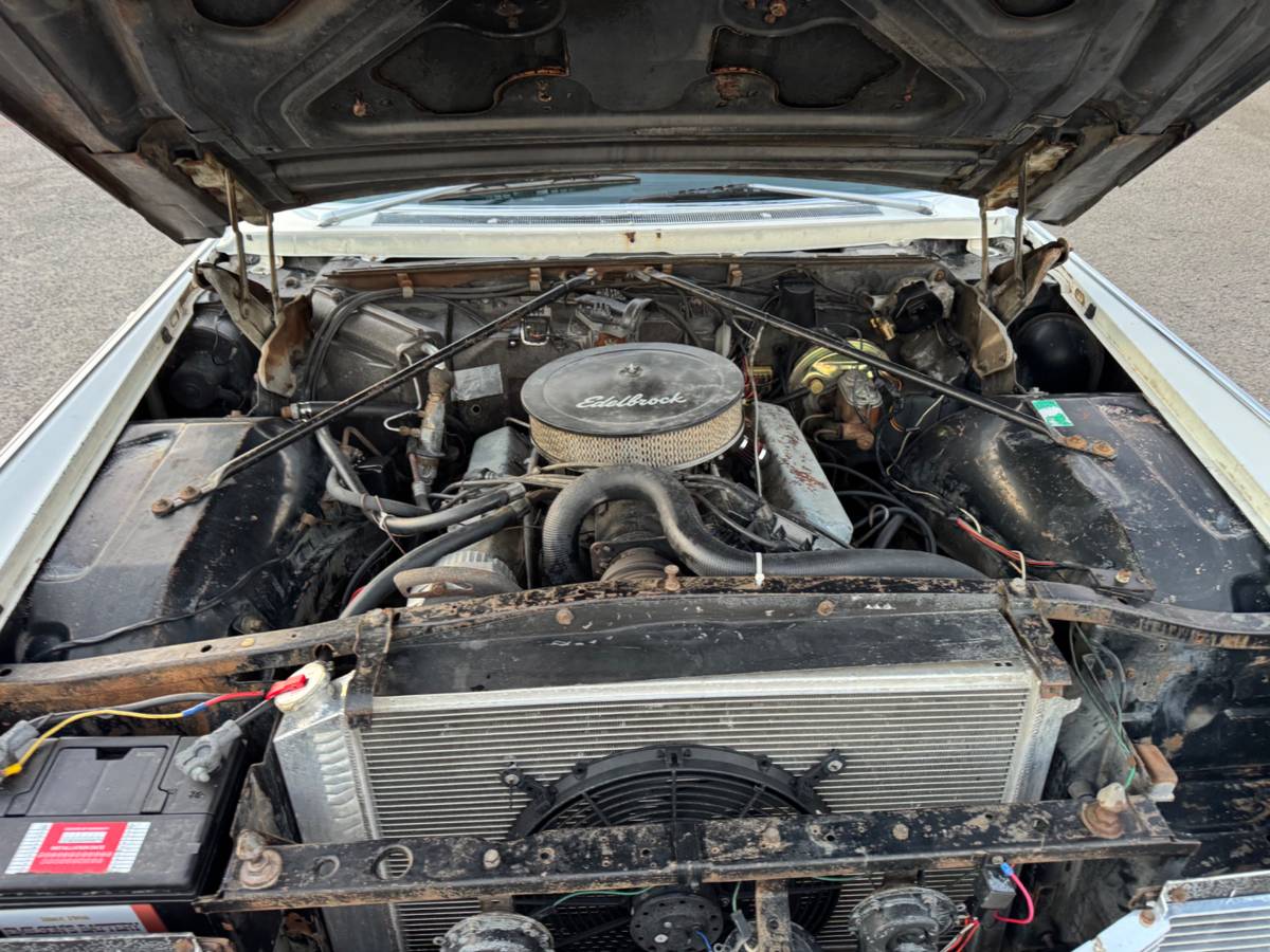 Cadillac-sedan-deville-1965-17