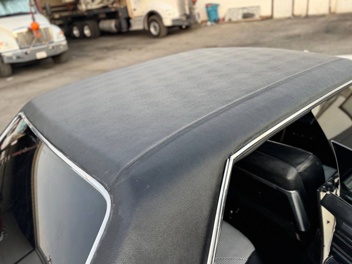 Cadillac-sedan-deville-1965-27