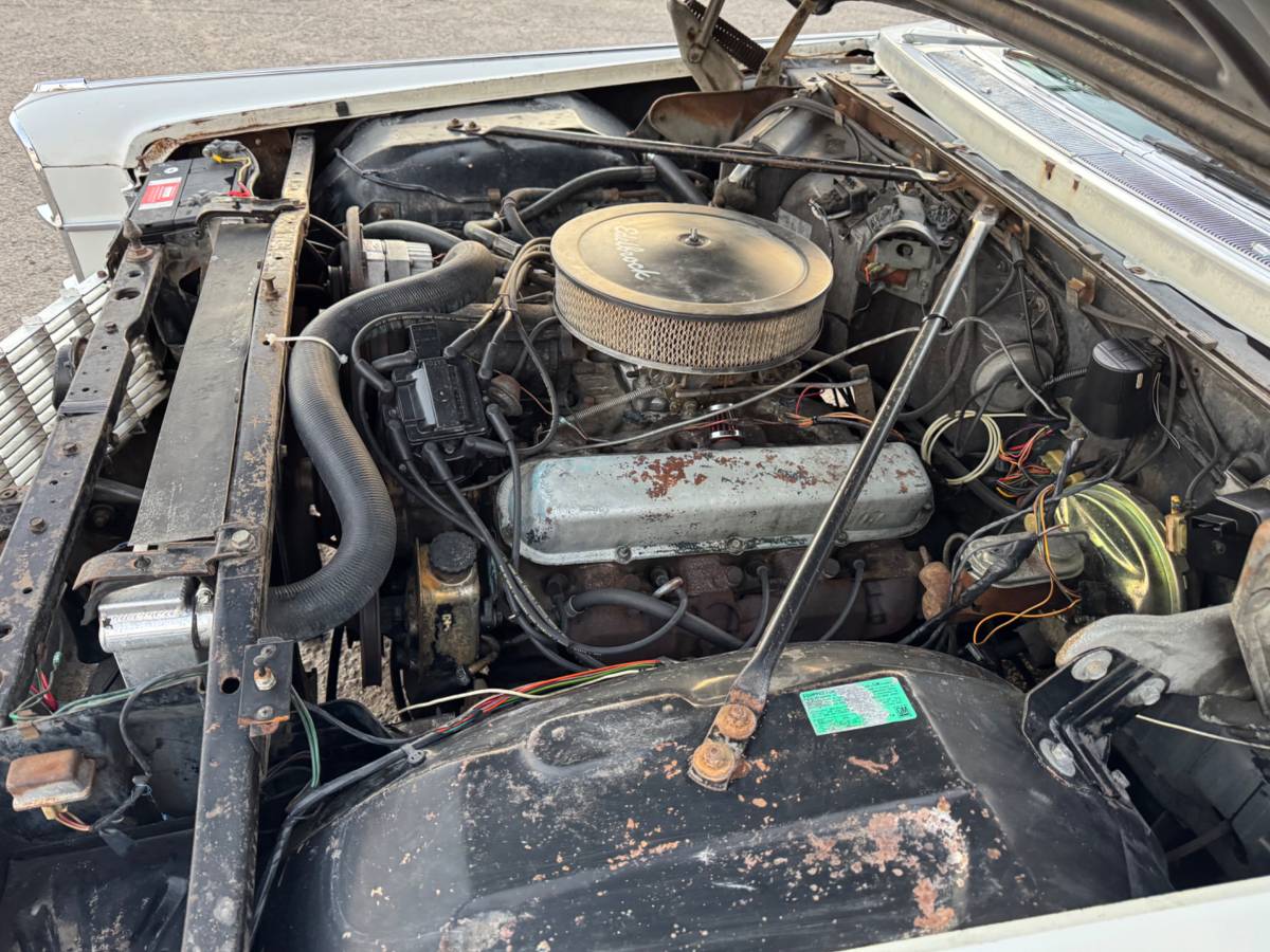 Cadillac-sedan-deville-1965-29