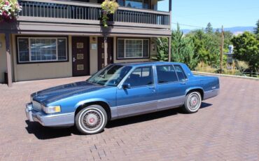 Cadillac-sedan-deville-1990-blue-1