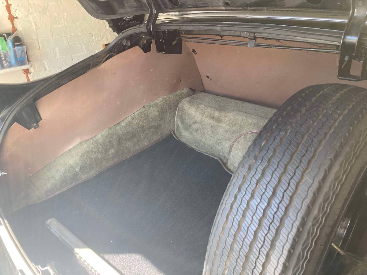 Cadillac-series-61-1951-black-1