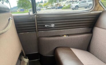 Cadillac-series-61-1951-black-13