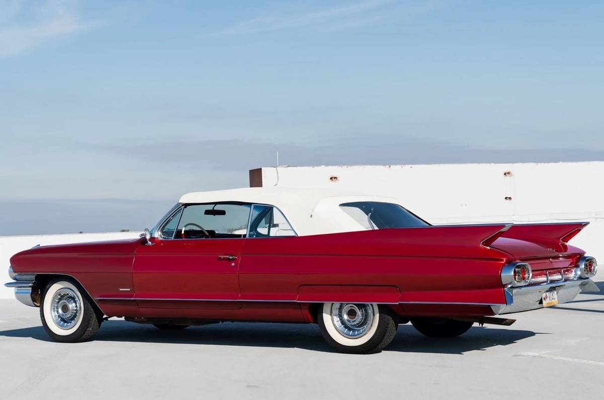 Cadillac-series-62-1961-custom-8