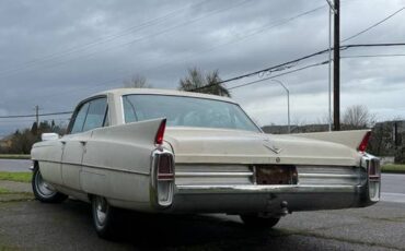 Cadillac-series-62-1963-white-19