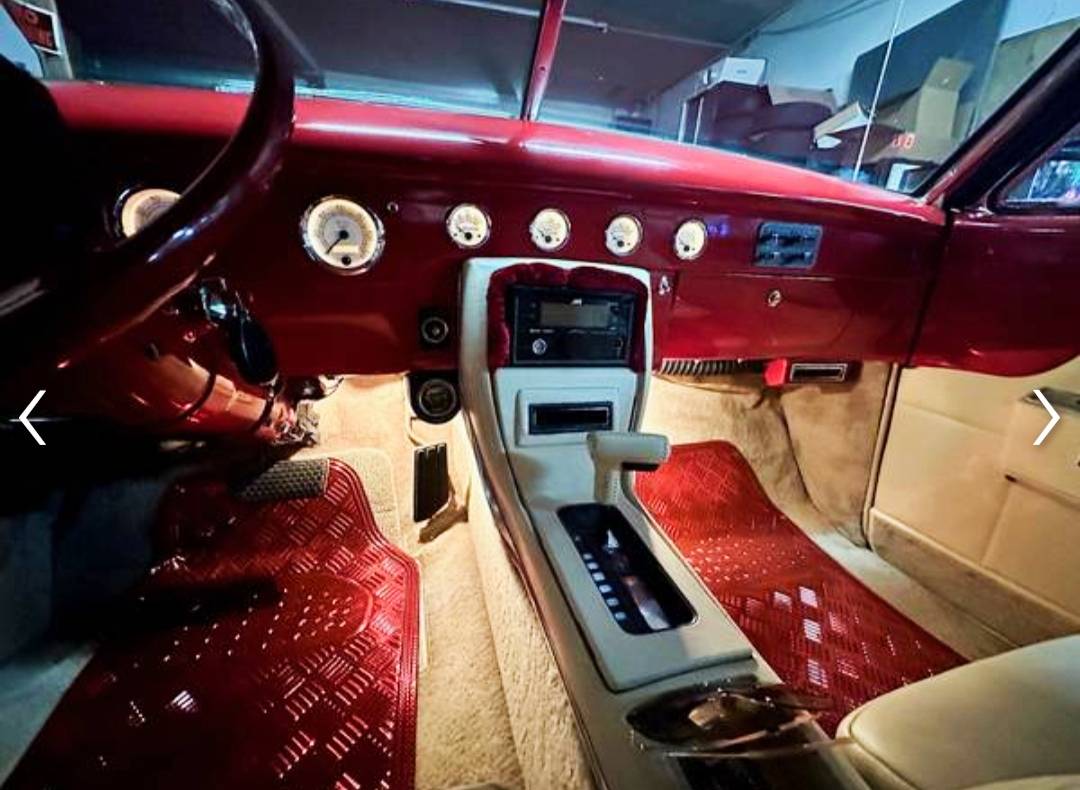 Cadillac-series-62-convertible-1948-red-17