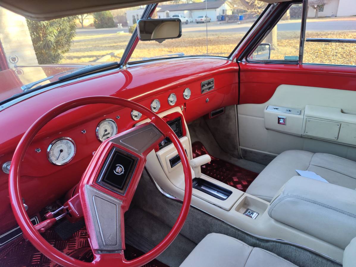 Cadillac-series-62-convertible-1948-red-18
