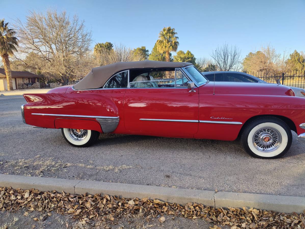 Cadillac-series-62-convertible-1948-red-6