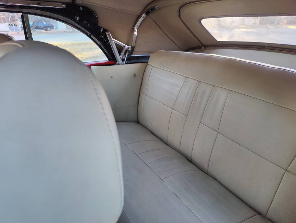 Cadillac-series-62-convertible-1948-red-9