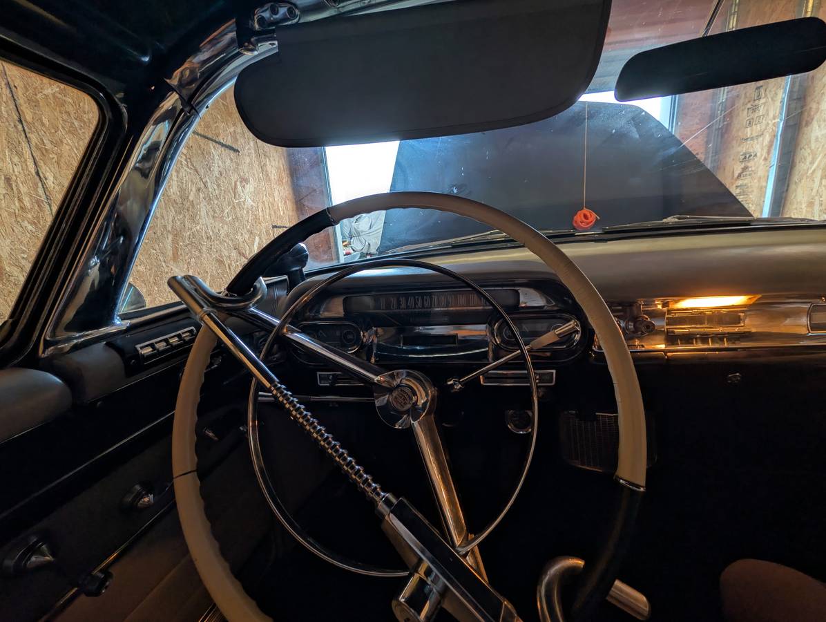 Cadillac-series-62-convertible-1957-blue-3