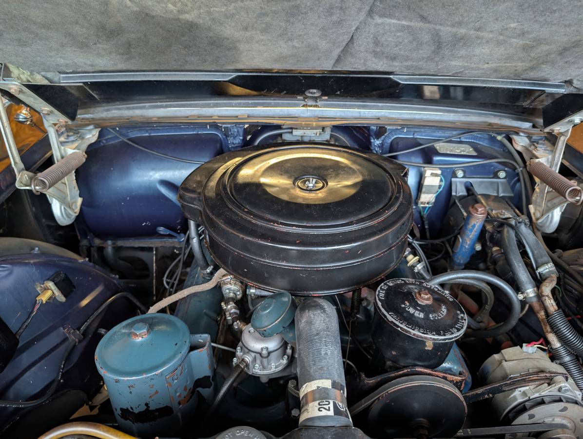 Cadillac-series-62-convertible-1957-blue-4