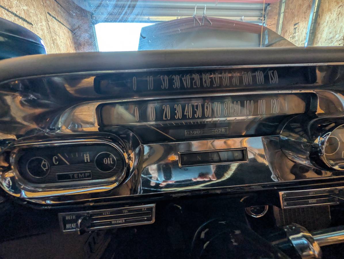 Cadillac-series-62-convertible-1957-blue-5