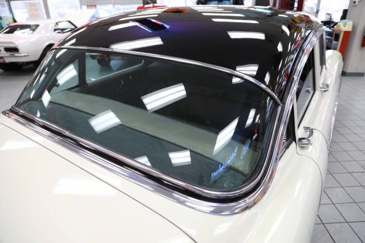 Cadillac-series-62-sedan-devill-1955-black-2