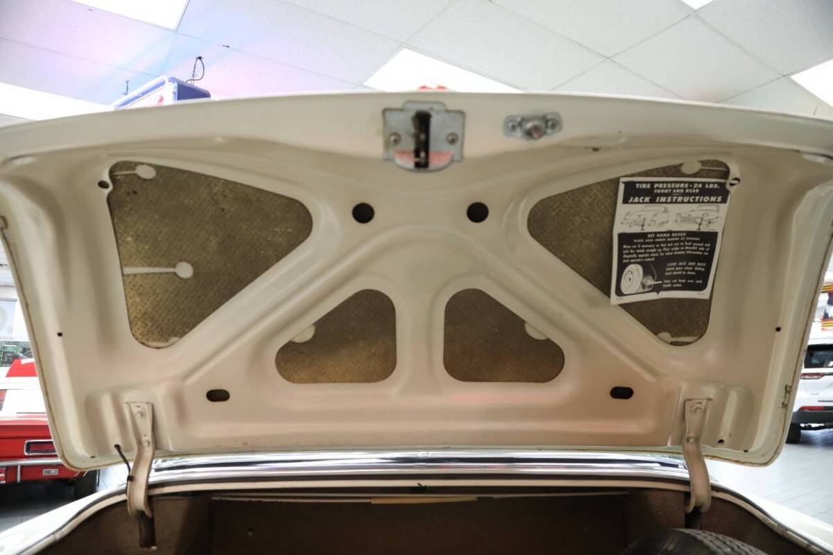 Cadillac-series-62-sedan-devill-1955-black-21