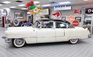 Cadillac-series-62-sedan-devill-1955-black-9