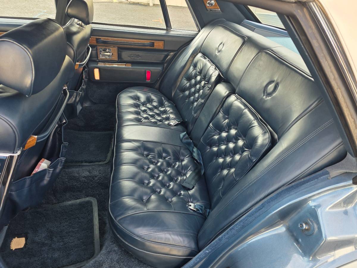 Cadillac-seville-1985-blue-2