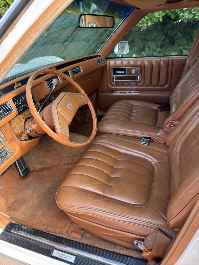 Cadillac-seville-opera-1979-6