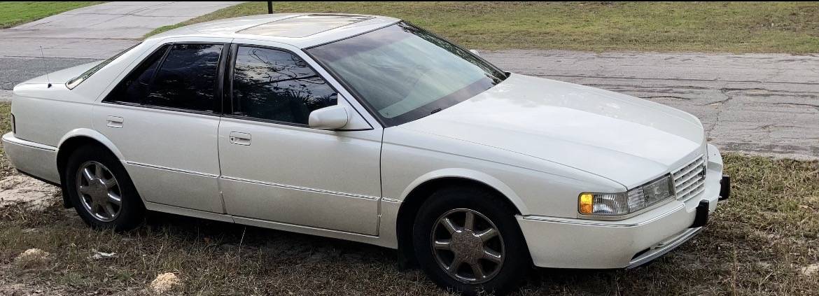 Cadillac-seville-sts-1996-white-2