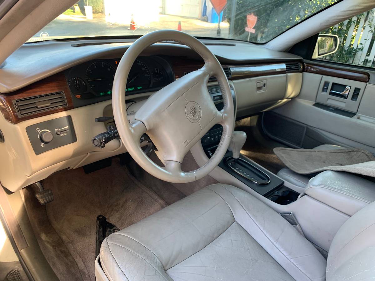 Cadillac-sts-1996-white-8