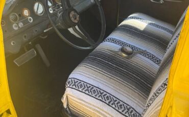 Checker-aero-bus-checker-convoy-1967-yellow-14