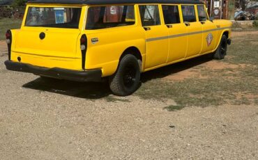 Checker-aero-bus-checker-convoy-1967-yellow-2