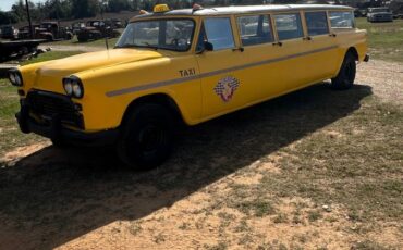Checker-aero-bus-checker-convoy-1967-yellow-4