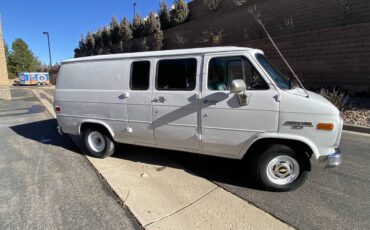 Cherolet-g10-1987-white-2