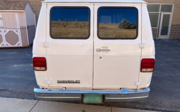 Cherolet-g10-1987-white-4