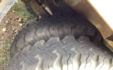 Chev-c60-1976-black-7