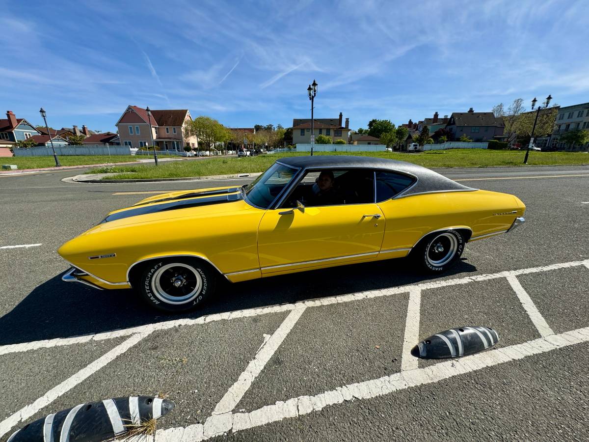 Chevelle-malibu-1969-yellow-16