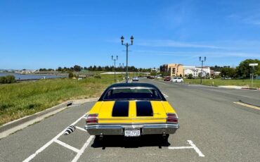 Chevelle-malibu-1969-yellow-18