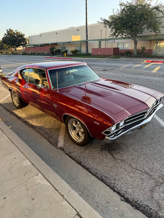 Chevelle-ss-396-1969-red-12