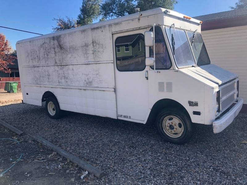 Cheverolet-p30-1991-2