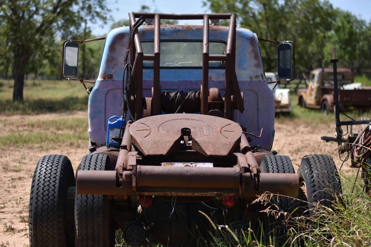 Chevorlet-c60-1968-blue-9