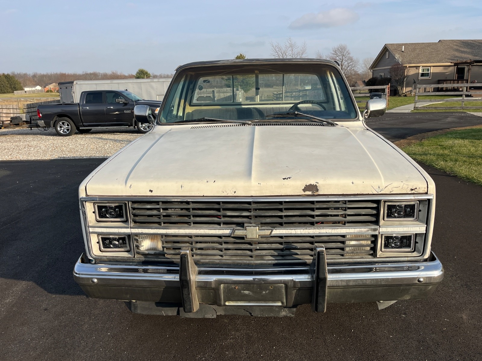 Chevrolet-12-Ton-Pickup-1983-1