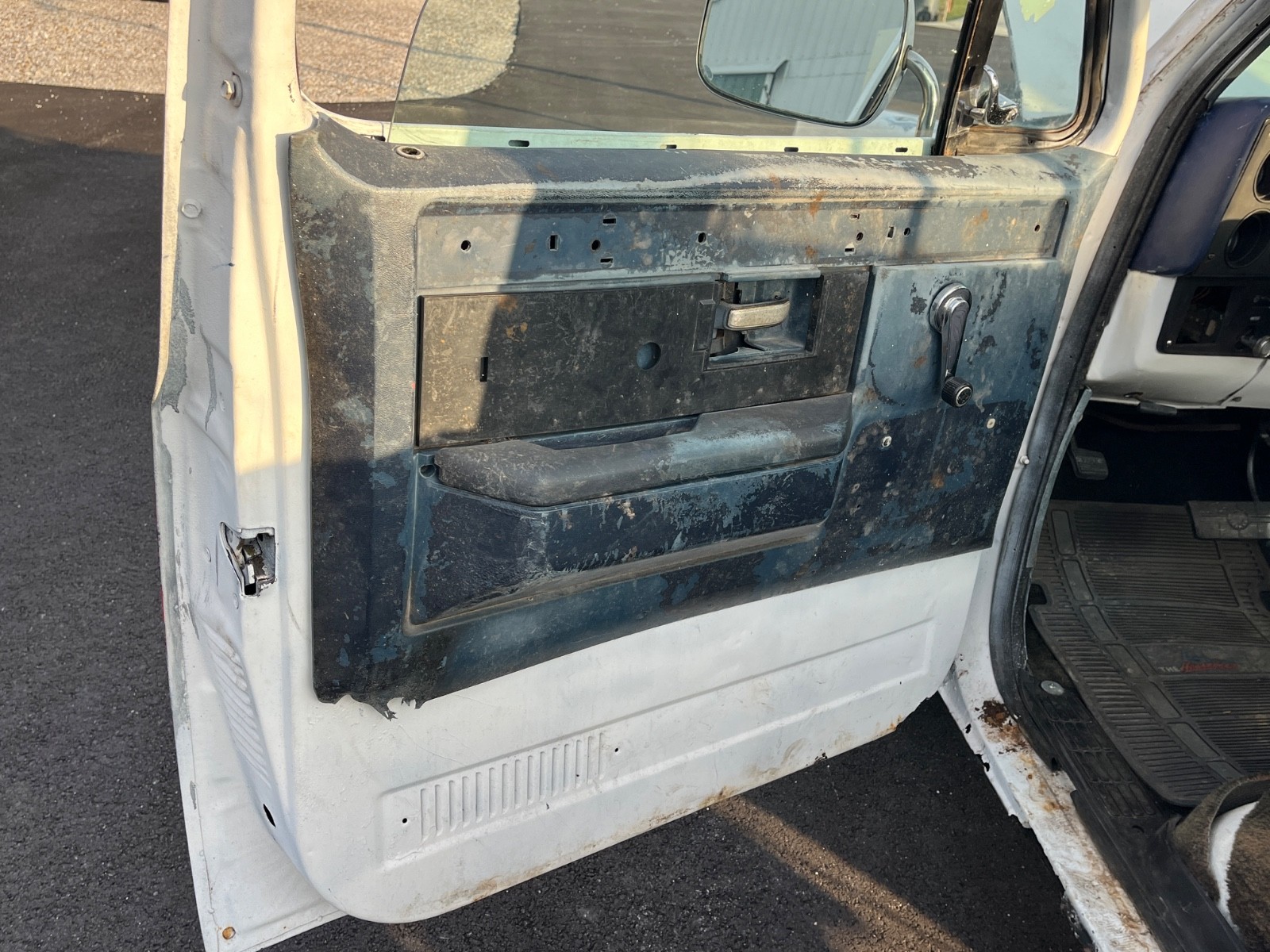 Chevrolet-12-Ton-Pickup-1983-17