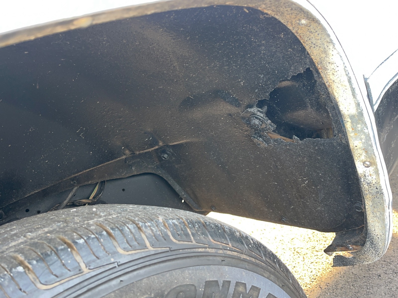 Chevrolet-12-Ton-Pickup-1983-33