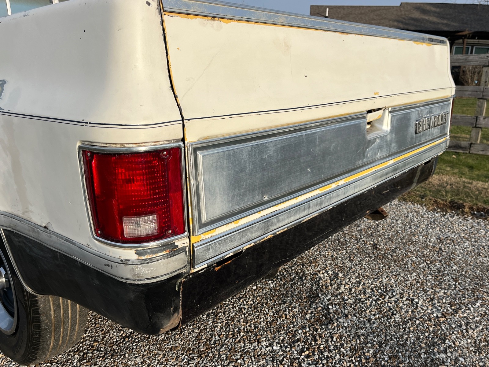 Chevrolet-12-Ton-Pickup-1983-6