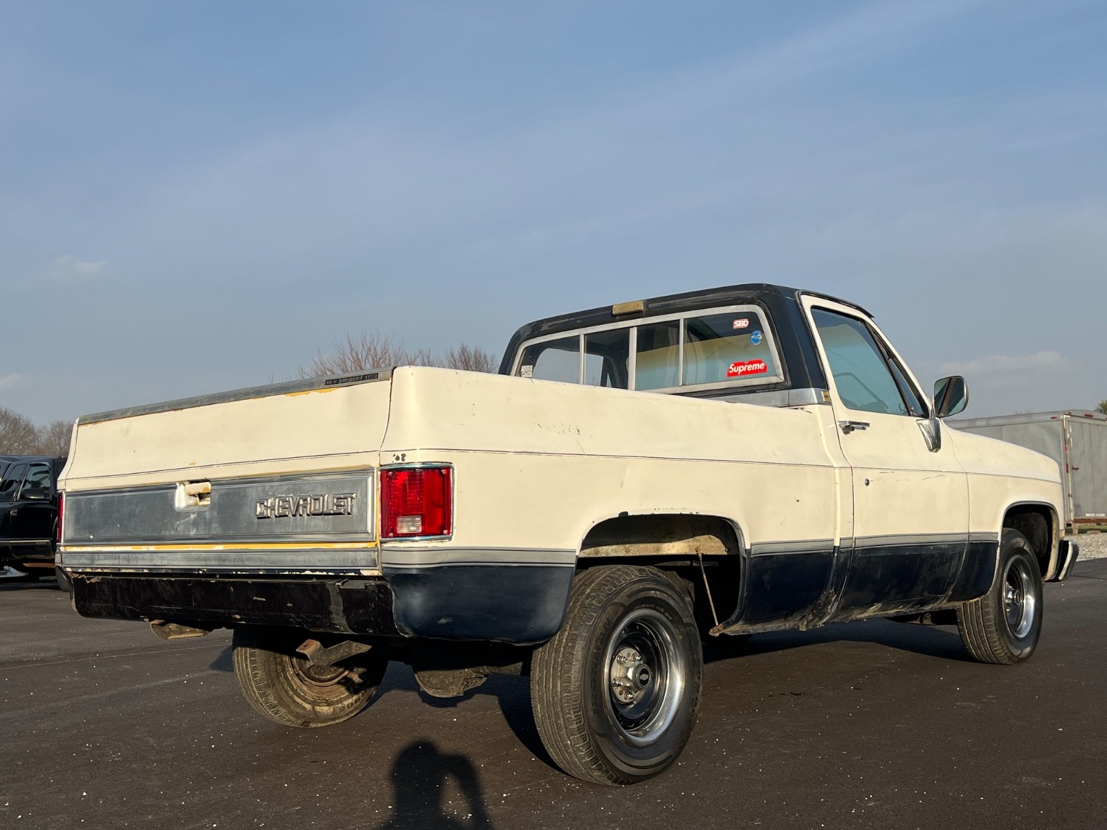 Chevrolet-12-Ton-Pickup-1983-7