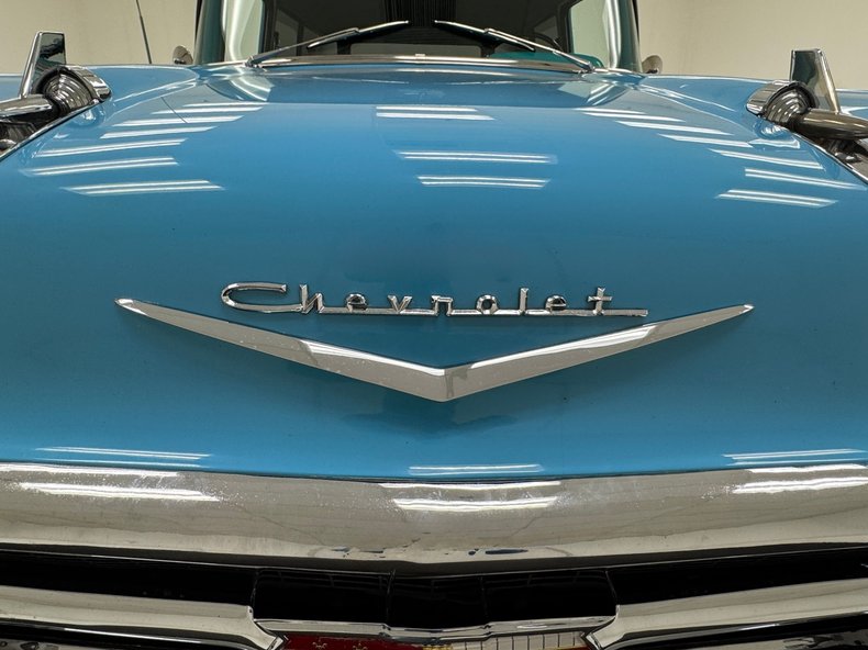 Chevrolet-150-1957-Larkspur-Blue-Dark-Gray-37