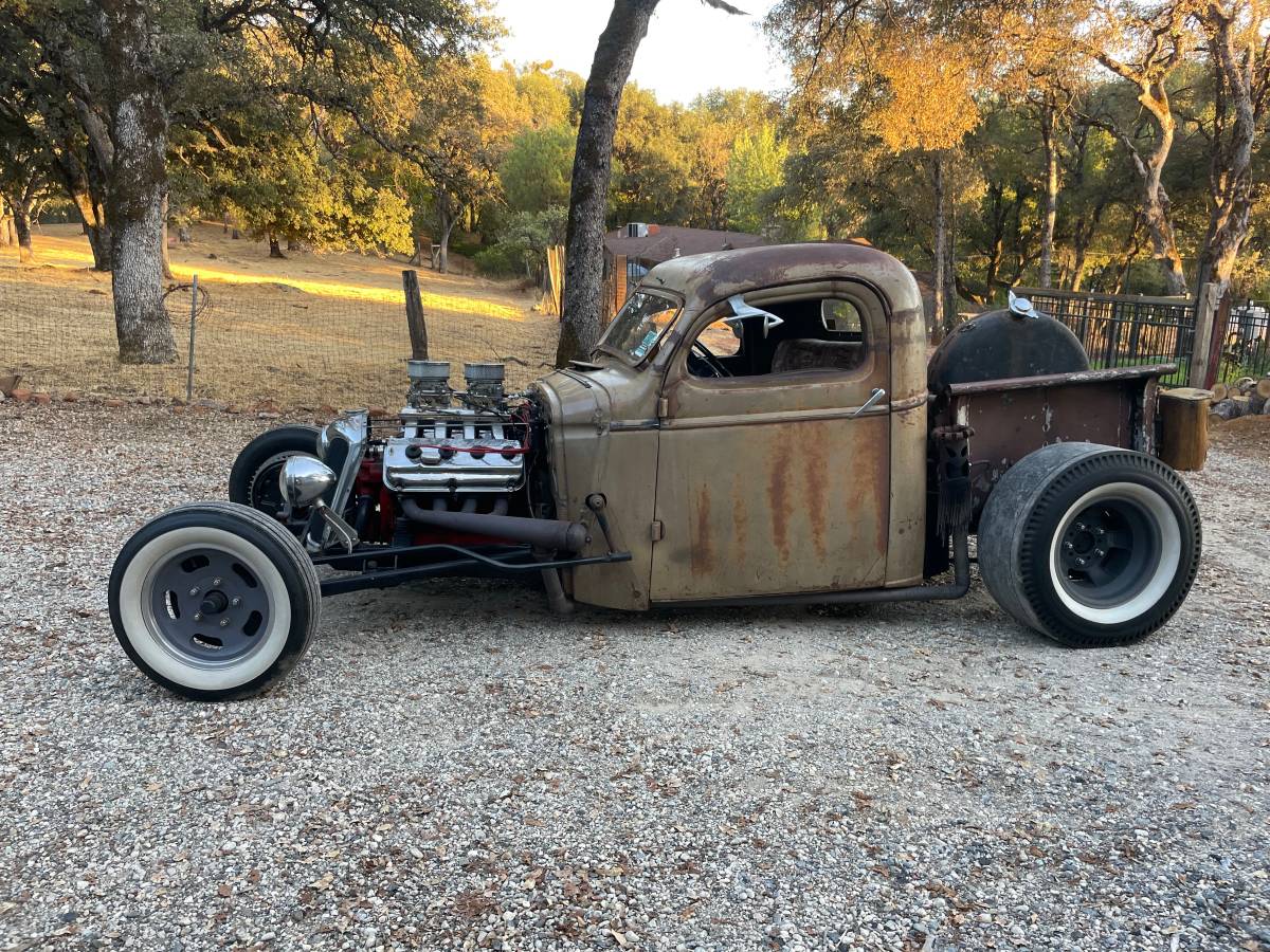Chevrolet-1945-custom-1