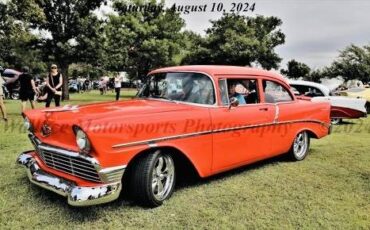 Chevrolet-1956-orange-1