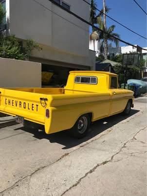 Chevrolet-1963-yellow-3