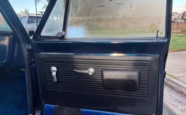 Chevrolet-1967-blue-11