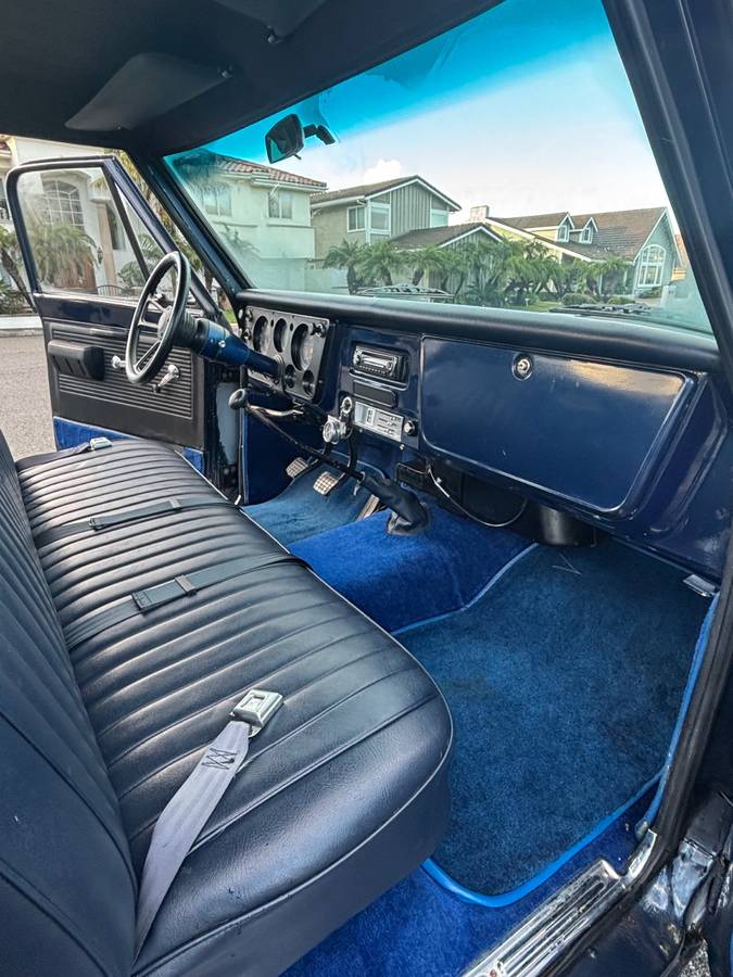 Chevrolet-1967-blue-12