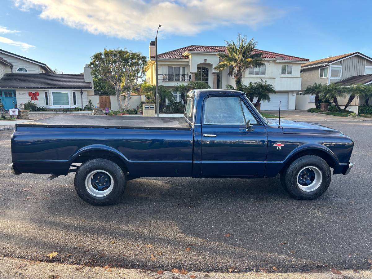 Chevrolet-1967-blue-2