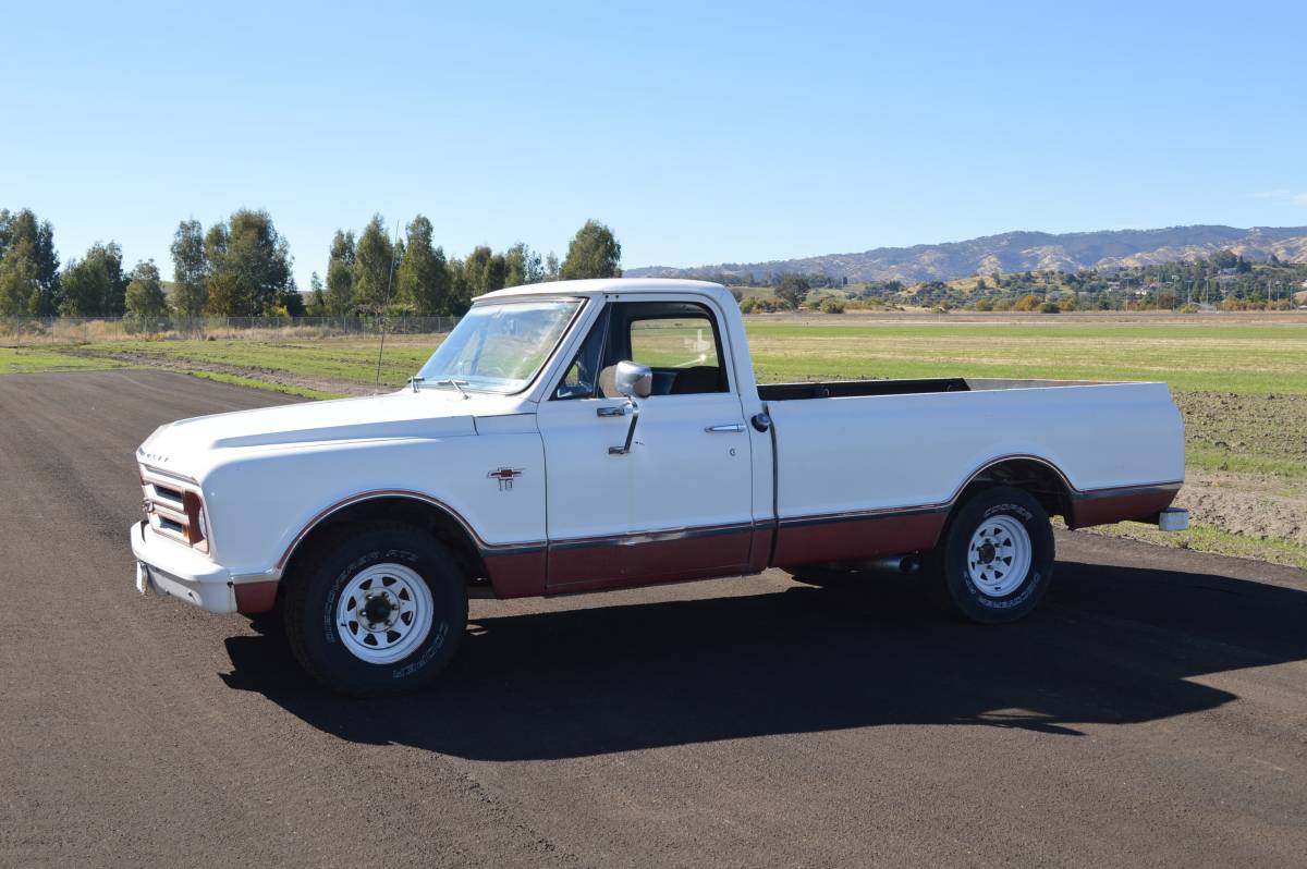 Chevrolet-1967-white-3